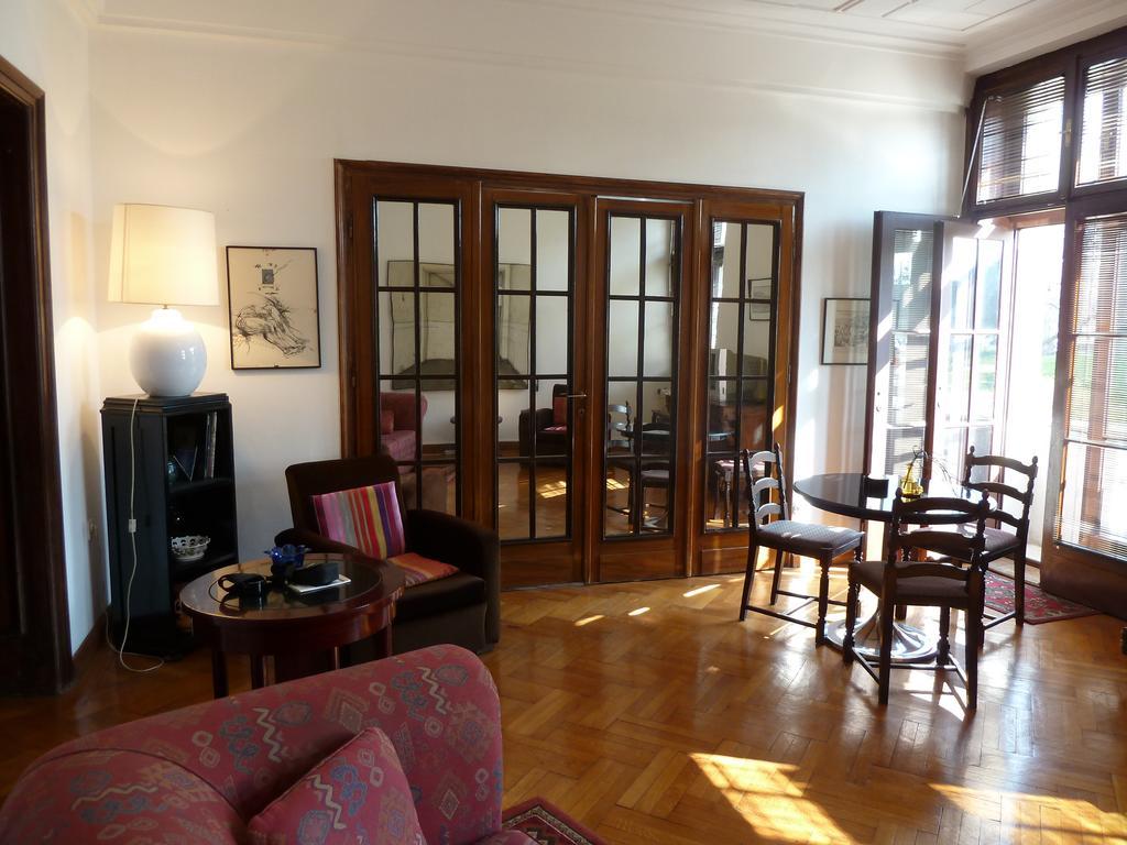 Apartment Parliament Park Belgrado Exterior foto
